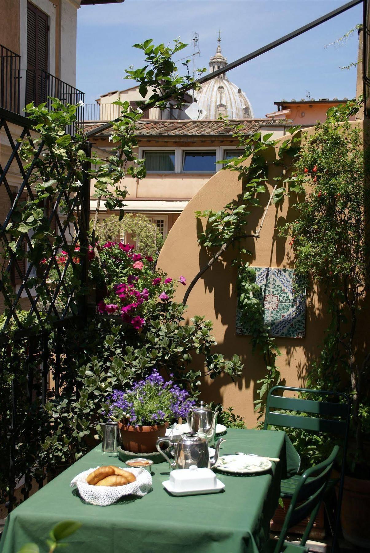 B&B Casa De Luca A Campo De Fiori Roma Exterior foto